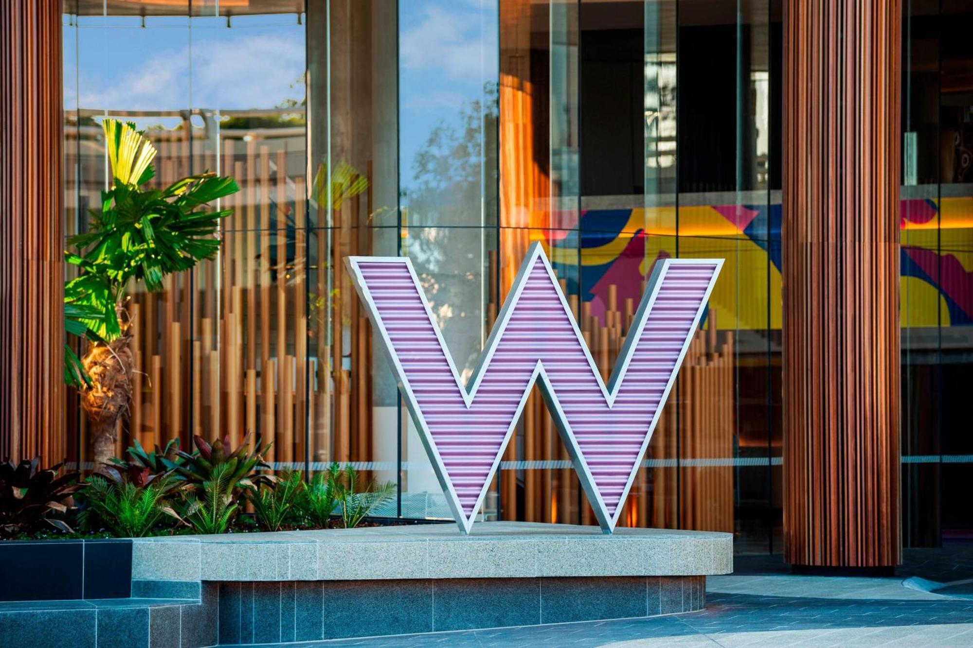 W Brisbane Hotel Eksteriør billede W Hotel logo