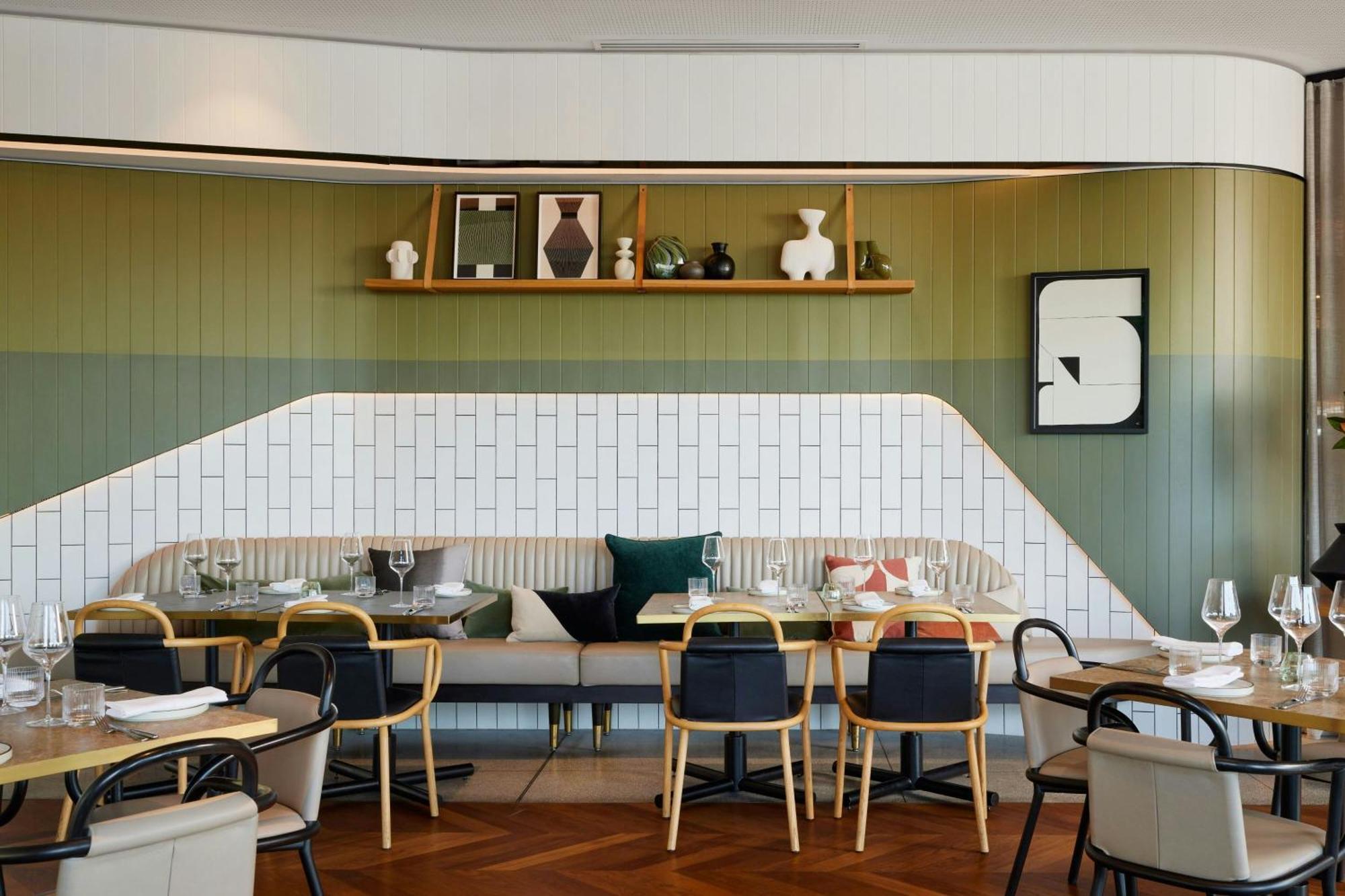 W Brisbane Hotel Eksteriør billede Restaurant interior